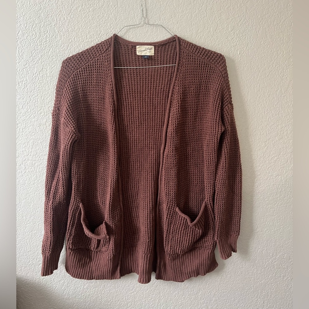 Universal Thread- Women’s Burgundy Cardigan
